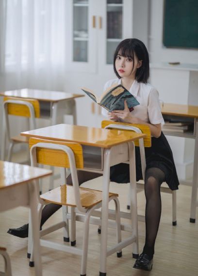 《妈妈的男朋友》电影_720手机免费观看完整